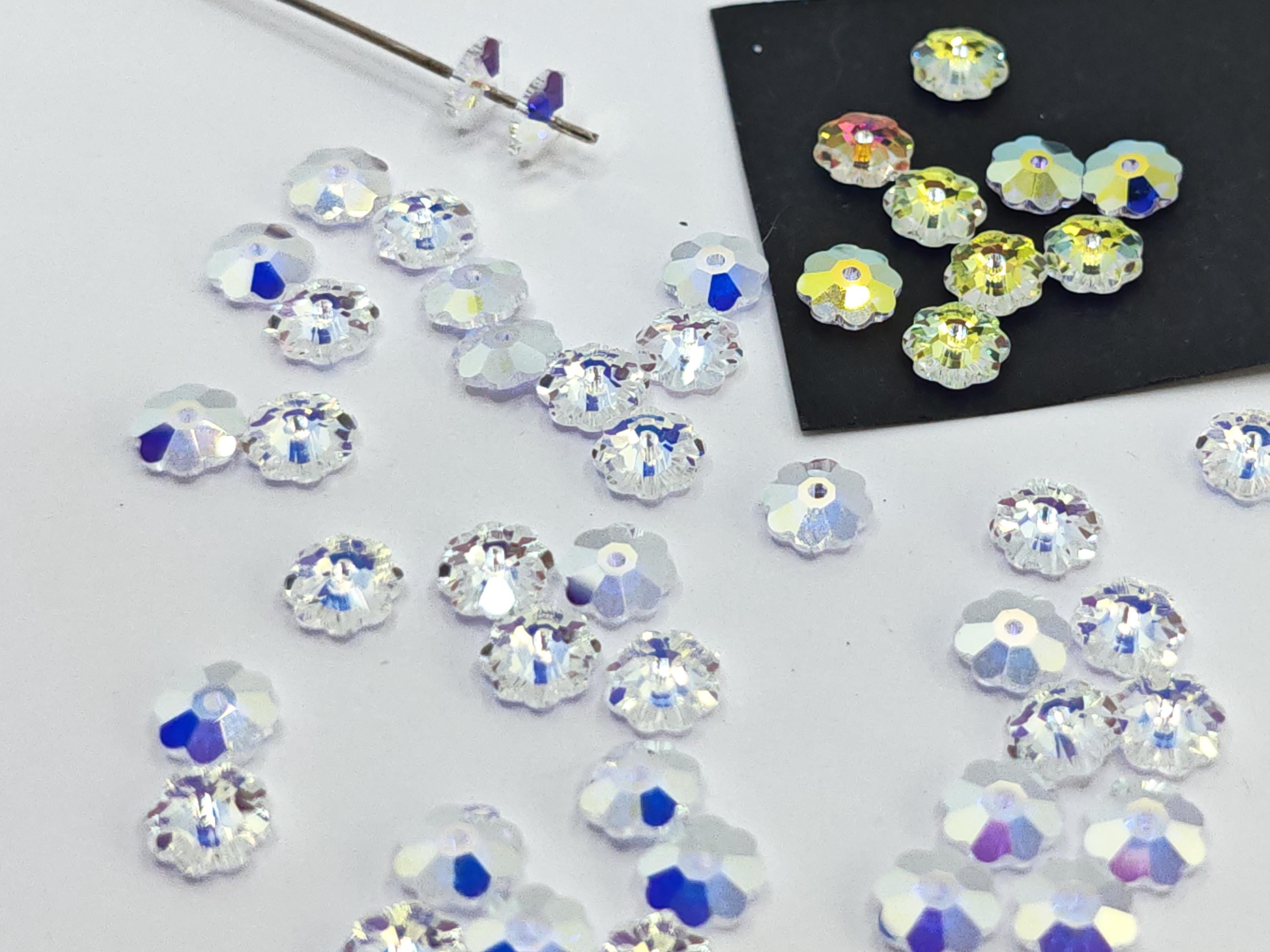 Swarovski Crystal 3700 Margarita ,marguerite Lochrose ,flowers