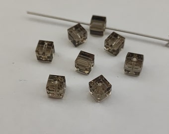 12 pieces Swarovski Crystal 5601 6mm CUBE - Greige