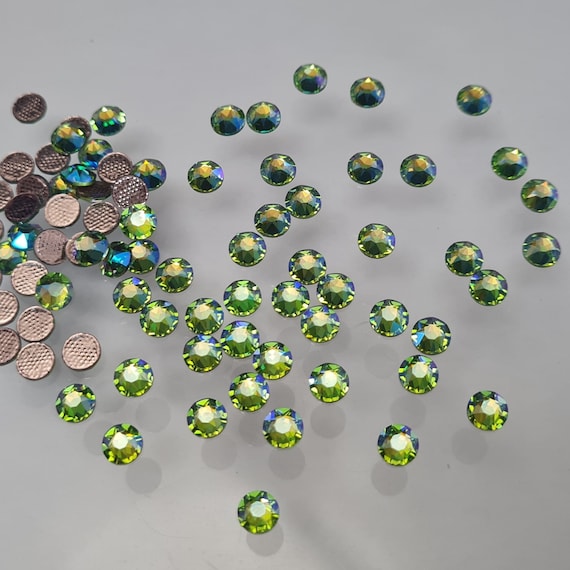 スワロフスキー 2088 ペリドットss20 1440粒入り(グリーン) アクセサリー スワロフスキー 2088 ペリドットss20 1440粒入り(グリーン)