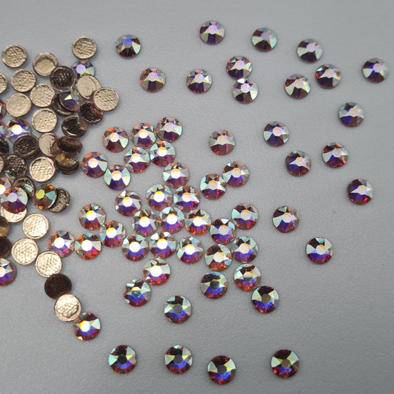 Swarovski Crystal 2000 / 2058 / 2088 / 2028 / 2038 / 2078, Crystal