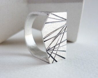 Modern unisex ring, U-shaped band with organic texture, contemporary silver ring for everyday