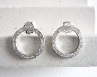 Small silver hoop earrings for girls, modern tiny front hoop earrings, pretty circle stud earrings for mothers