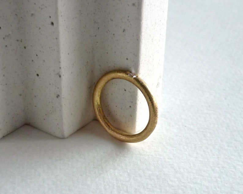 Modern wedding ring in yellow gold and white diamond, minimalist engagement ring, ring for bride and groom, MADE TO ORDER image 4