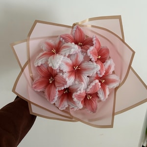 Pink & White Lily Bouquet – Handmade Pipe Cleaner Flowers, Faux Floral Gift, Custom Order image 8