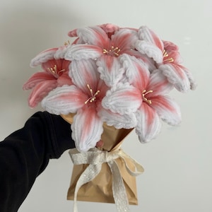 Pink & White Lily Bouquet – Handmade Pipe Cleaner Flowers, Faux Floral Gift, Custom Order image 4