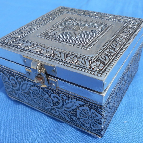 Indian Gorgeous Wooden Oxidized White Metal Jewellery Box, Elephant Art Box ,Ethnic,Tribal, Kuchi,Hand made Box