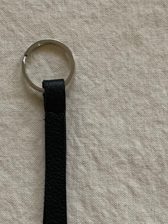 SUPREME LEATHER KEY LOOP – Trade Point_HK