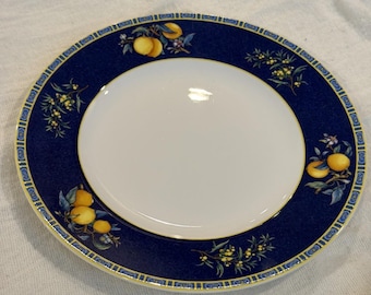 Wedgwood Citrons Lemons And Leaves 8" Plate Bone China