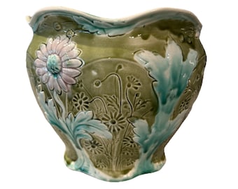 Maceta de mayólica de loza Gustave De Bruyn Francia Fives-Lille Siglo XIX