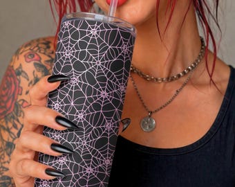 Merchandising de Jumping Spider Owner / Vaso con diseño de telaraña de 20 oz / Taza para amantes de las arañas / Accesorio gótico de arácnido