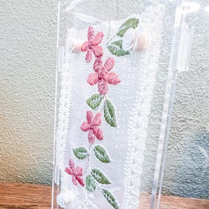 Floral Lace Climbing Ribbon | Jumping Spider | Mantis | Enclosure Accessory