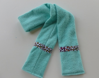 drool scarf