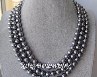 Collar de perlas de concha gris oscuro: 3 filas de nácar