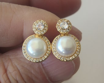 Dainty freshwater pearl stud earrings  , Rhinestone &  pearl earrings,  8mm black/ white pearl earrings, Pearl Bridal Earrings