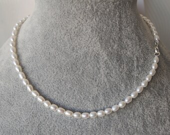 Tiny Pearl Necklace AA 4-4.5 Mm White 