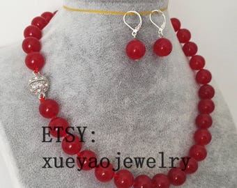 jade set- 12 mm red jade necklace & earrings set, magnet clasp