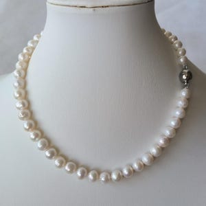 Baroque pearl necklace,8-9 mm white freshwater pearl necklace