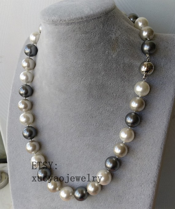 【HYERES LOR】23SS★ H edition Dark Gray Pearl Bead Necklace CHICO'S Gray 10mm Faux Pearl, Crystal Beaded Necklace, Long