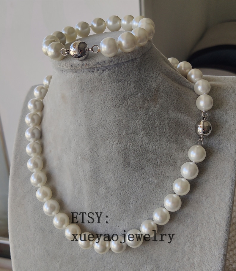 12 mm white shell pearl necklace /& bracelet set Jewelry Set