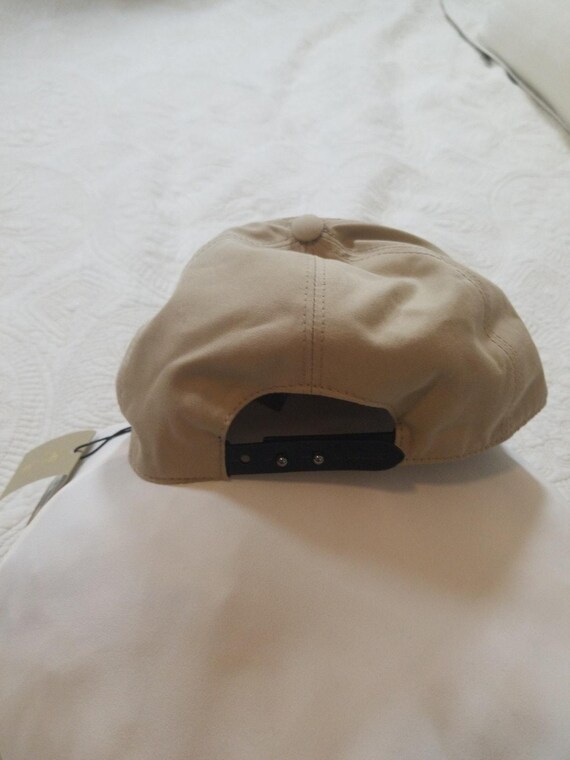 Burberry Vintage Check Baseball Cap W/ Clear Visor Beige  display picture 3