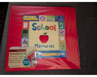 Schoolherinneringen plakboekset met 250 stukjes van 12" x 12" patroonvellen en stickers, PVC-vrij, gemaakt van 20 pagina's