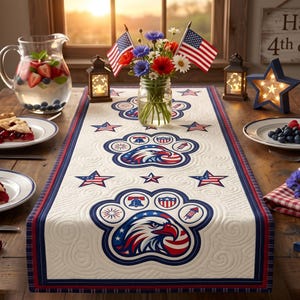 Camino de mesa acolchado con huellas de patas patrióticas, decoración de huella de perro American Eagle, regalo para amantes de las mascotas del 4 de julio, mantel del Día de la Independencia, decoración para fiestas de cachorros de EE. UU.