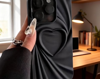 Funda de silicona con diseño de corazón 3D para iPhone / Funda mate con pliegues y arrugas para iPhone 11-17