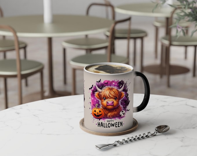 Highland Cow Halloween Mug | Color-Changing 11oz