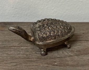 Vintage silver metal small turtle box with hinged lid, boho