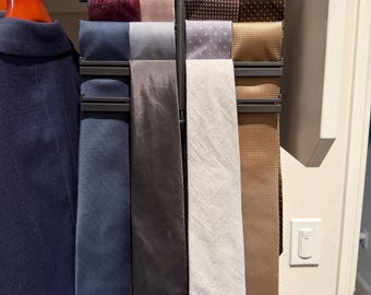 Percha giratoria para corbatas / Organizador de armario de fácil acceso