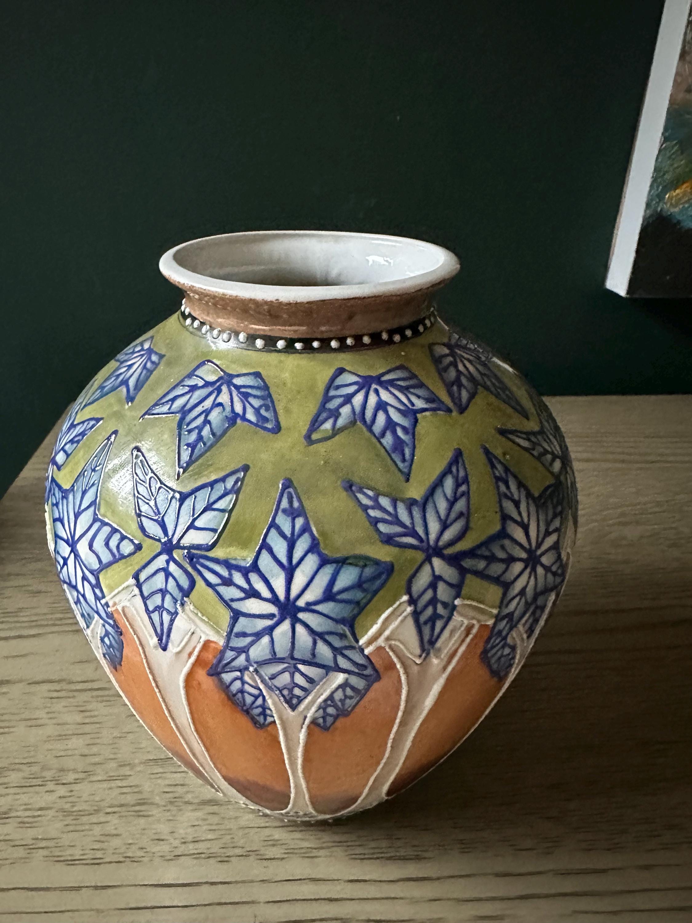 Moorcroft style vase - Etsy 日本