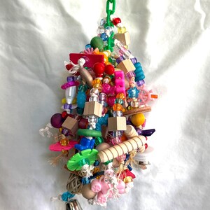 Cluster Bird Toy for Parakeets, Linnies, Cockatiels, Ringnecks, Conures, Quakers and similar birds 11-CL0099
