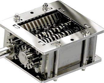 RHINO Twin-Shaft Recycle Shredder – 3 + 7 Shear Rotating Blades | Dual Sieve System (Digital Download)