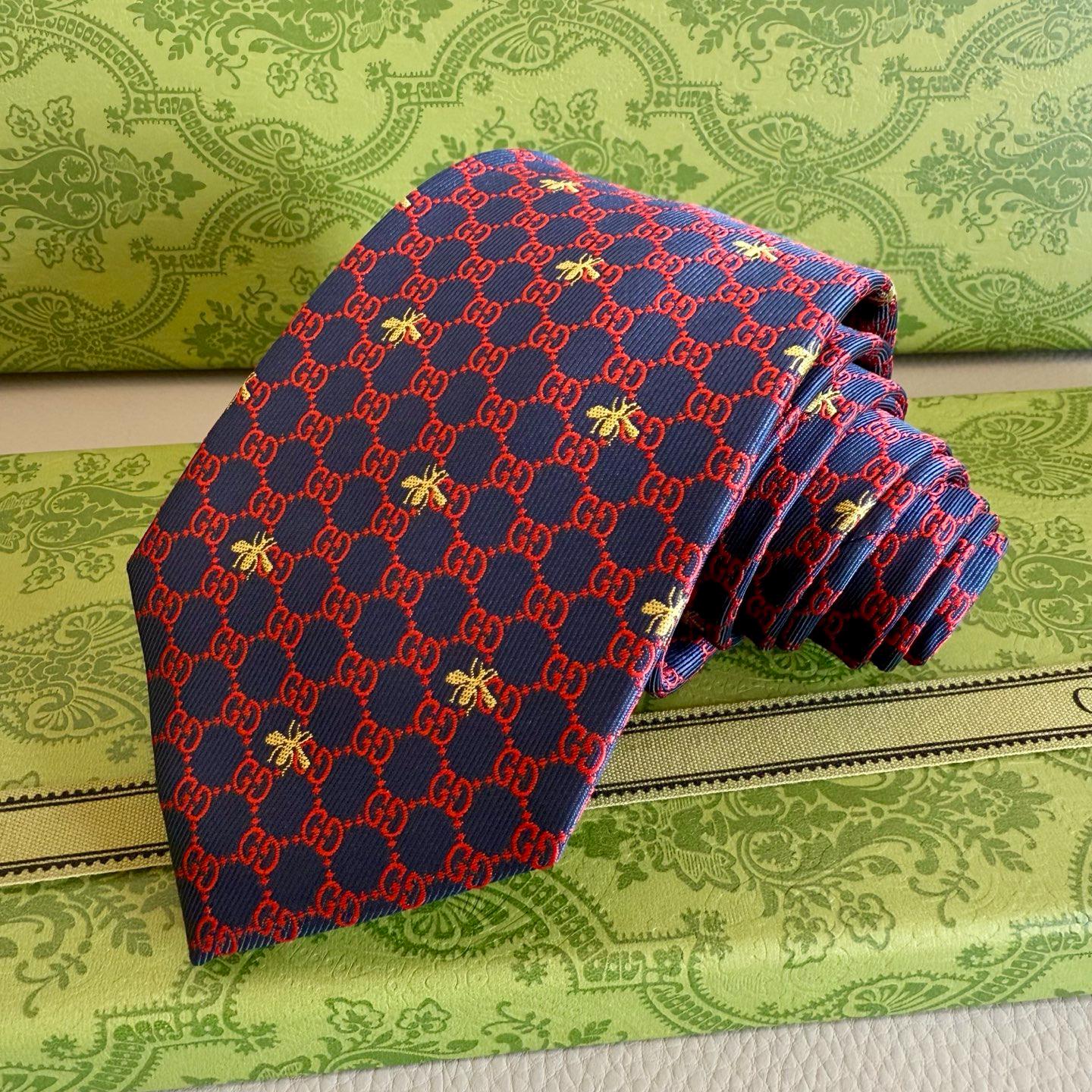 gucci ascot tie