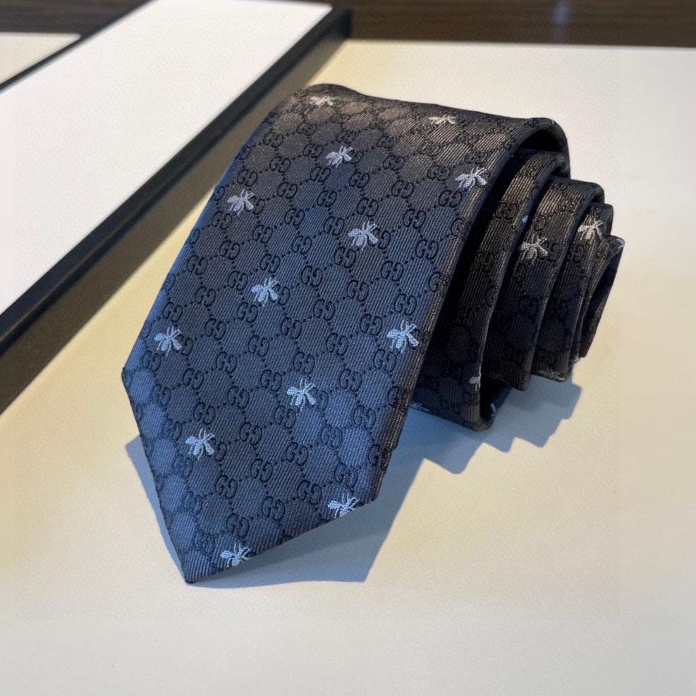 gucci ascot tie