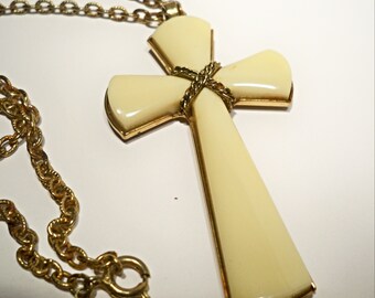 Vintage Avon Cream Lucite Cross Pendant in Gold