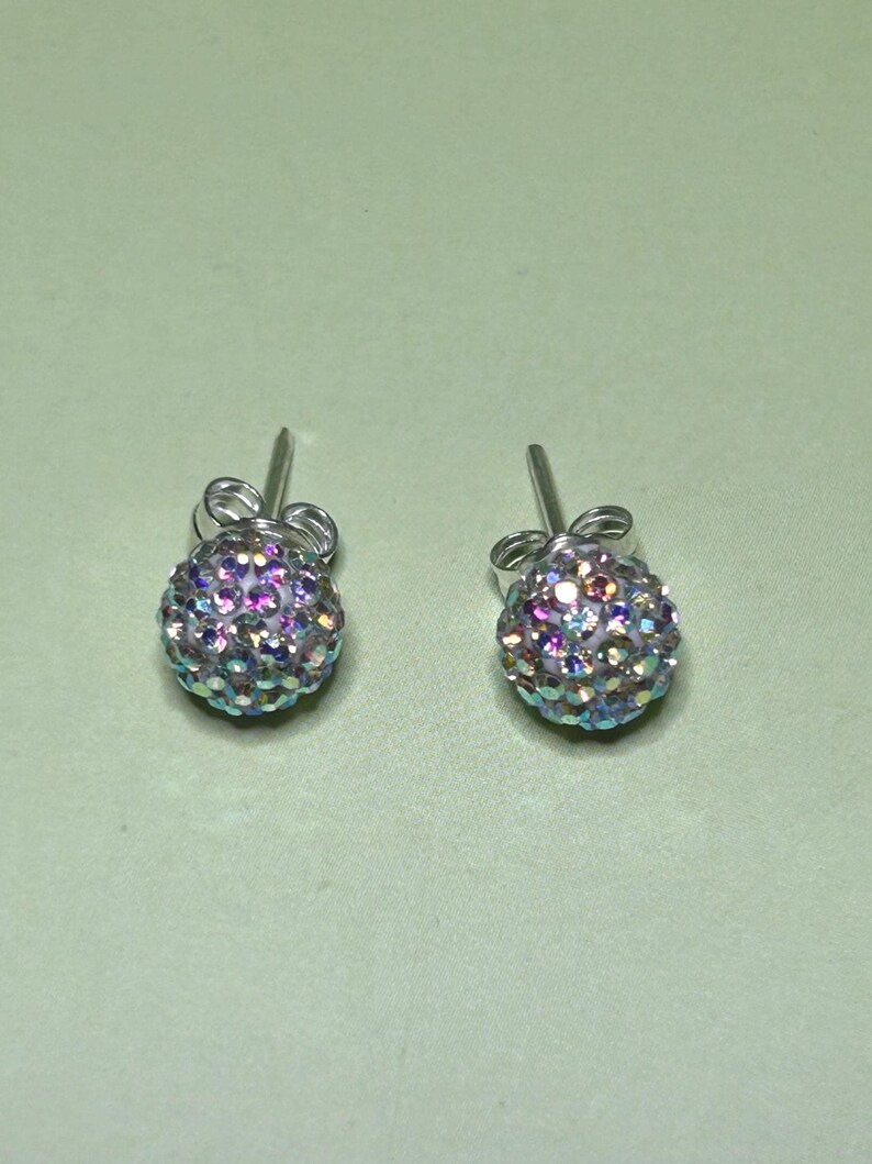 Pendientes de bola de fuego de plata de ley hechos a mano: pendientes artesanales Tornasol
