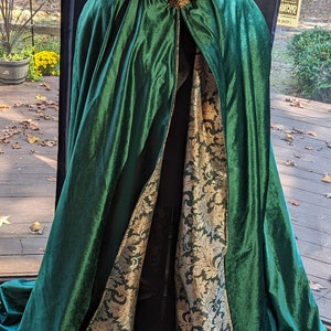 Green leaf pattern cloak（ロングマント） CLOAK, Hooded Cape,emerald GREEN W/leaf Damask,velvet W
