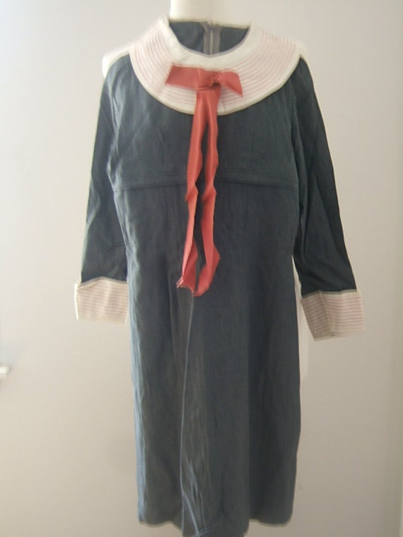 1930s junior DRESS Antique gray wool round white c