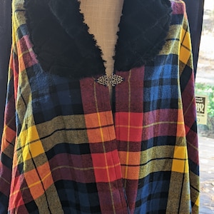 PONCHO cotton flannel/Tartan, home-sewn ruana one size, black/red,blue,yellow plaid, silver cloak clasp at collar