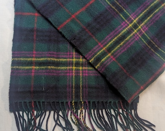 Vintage Scottish Wool Tartan Scarf: 1970s Woven Design