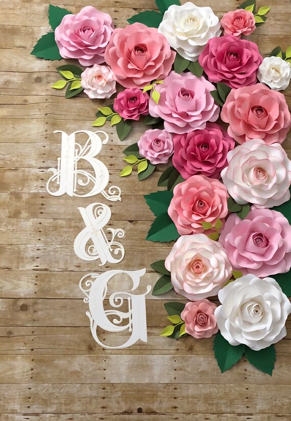 Papier Fleur Goutte Au Dos Avec Des Lettres