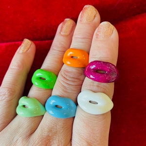 Lip shaped fashion ring