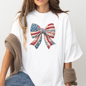 Faux Patchwork Patriotic Bow Shirt, USA Flag Coquette Bow Tee, Printed Quilt Pattern Top,Americana Aesthetic Shirt, Vintage 4th of July Gift