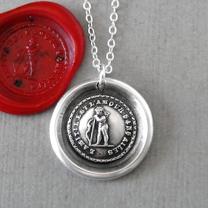 Friendship Is Love Without Wings Wax Seal Necklace - True Friends Antique Silver Wax Seal Jewelry Platonic Love Motto
