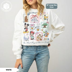 Sudadera vintage de Mickey de Disneyland, camisetas retro de Mickey y sus amigos, sudadera de cuello redondo de Walt Disneyland, camiseta de vacaciones de Disney para el viaje de 2026. imagen 8