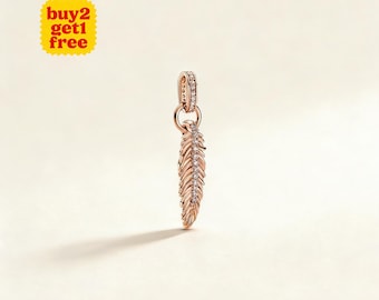Breloque flottante plume incurvée pour bracelet ou collier en argent, pendentif de collier, Noël fait main, cadeau pour elle, breloque de Pandore