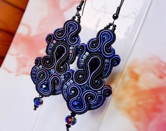 Boucles d'oreilles en soutache bleus