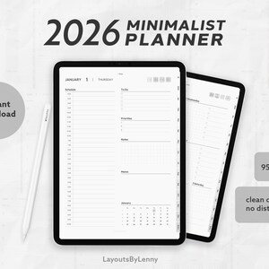Op de afbeelding: Een digitale minimalistische planner voor 2026, weergegeven op twee zwarte tablets. De planner bevat dagelijkse schema's, takenlijsten en notities. Een witte stylus en de tekst "direct downloaden" zijn ook zichtbaar. De planner heeft 95 sjablonen.