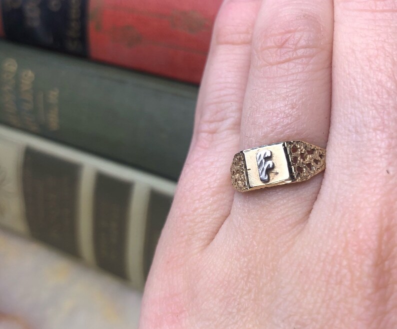 Art Deco 14K Gold Letter F Ring Size 6